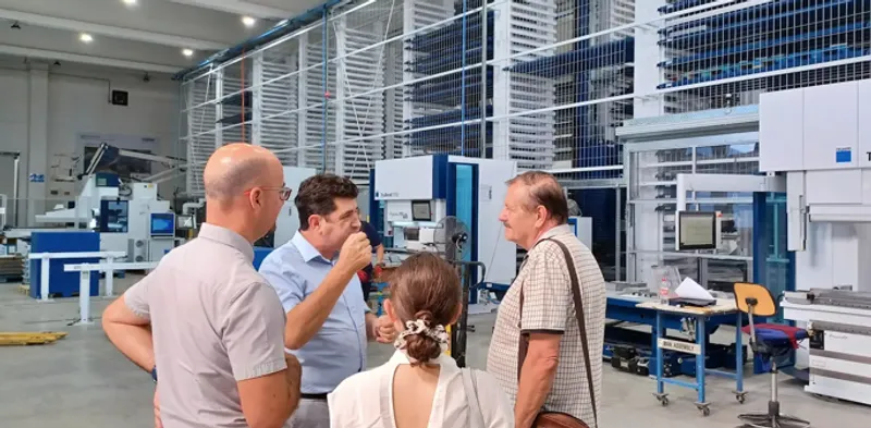 Additional image 2 for Seifert company visit