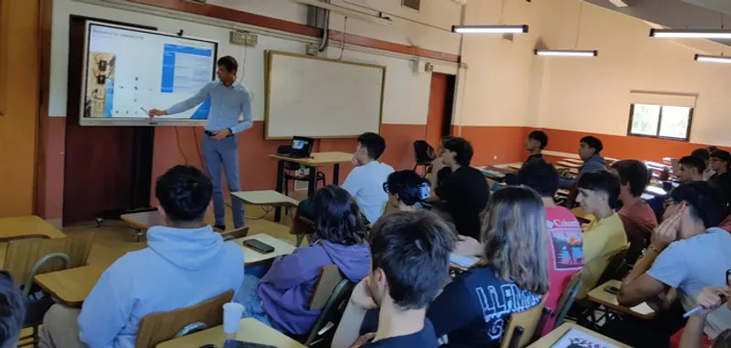 Additional image 3 for Guest lecture in USAL  