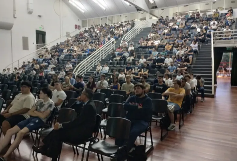 Additional image 3 for Lecture for master students at Pilar campus