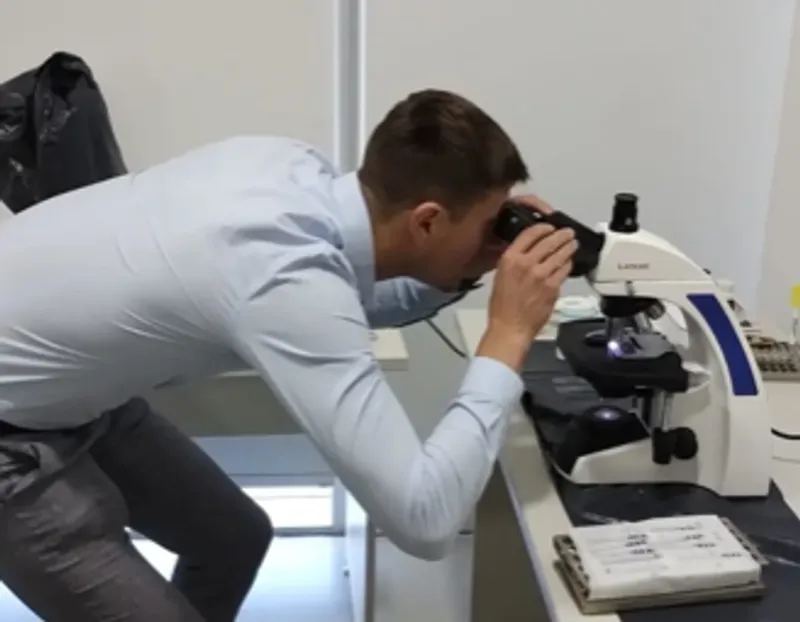 Additional image 4 for Medical laboratory visit in USAL main building