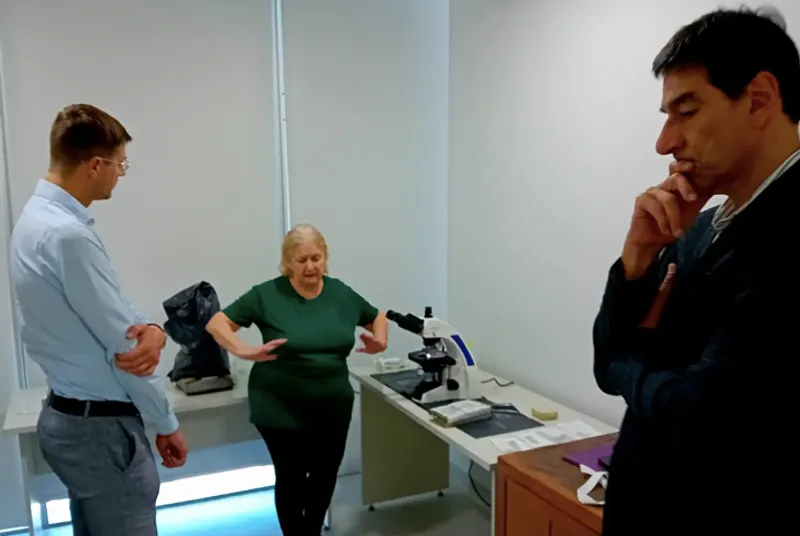 Additional image 2 for Medical laboratory visit in USAL main building