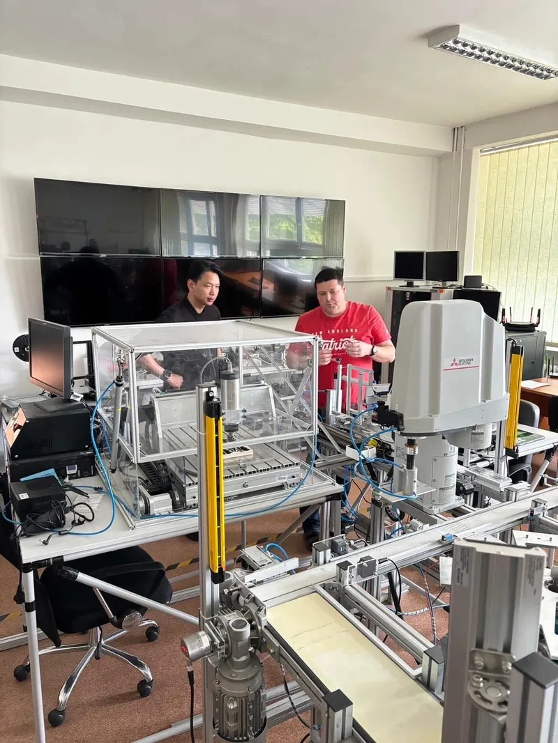 Additional image 1 for Technical Meeting and Laboratory Visit with Dr. Jozef Husár